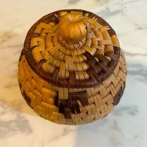 Miniature Hand Woven basket with lid. 4 1/2 inches x 4 1/2 inches.